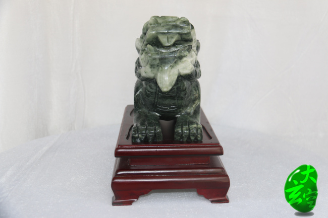 嘲风 大：68000￥ 小：38000￥